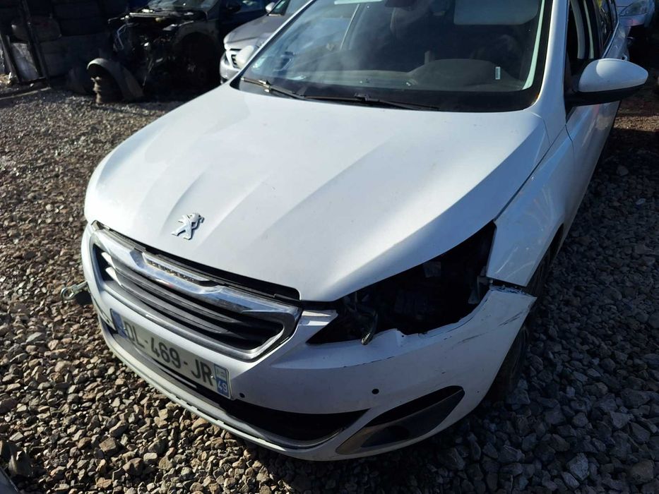 Peugeot 308 Т9  1.6 HDI 115 Startstop Панорама - на части