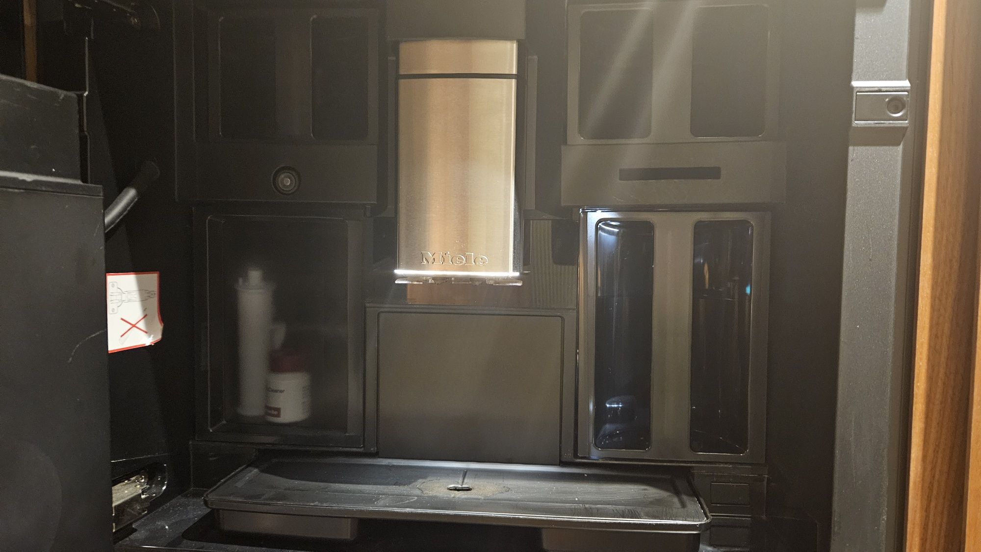 Miele CVA 7840 кафеавтомат за вграждане