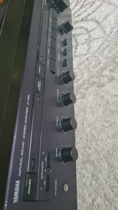 Vand amplificator Yamaha A-700 stare buna (nu sony, pioneer, technics)