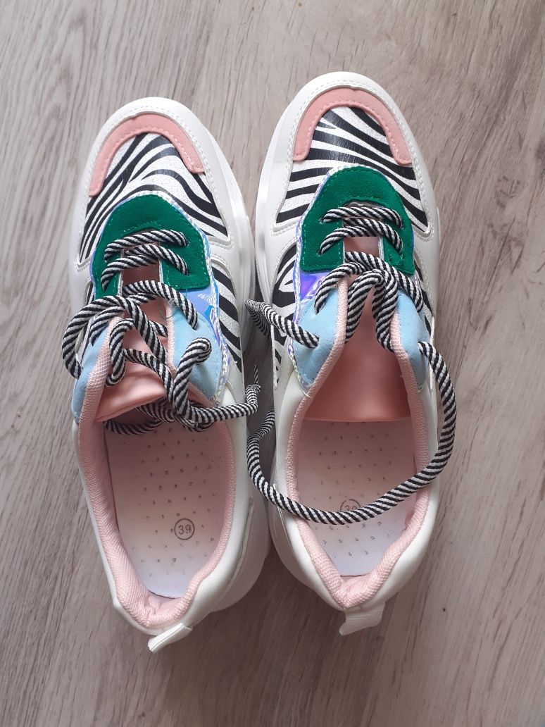 Pantofi sport femei cu zebra design