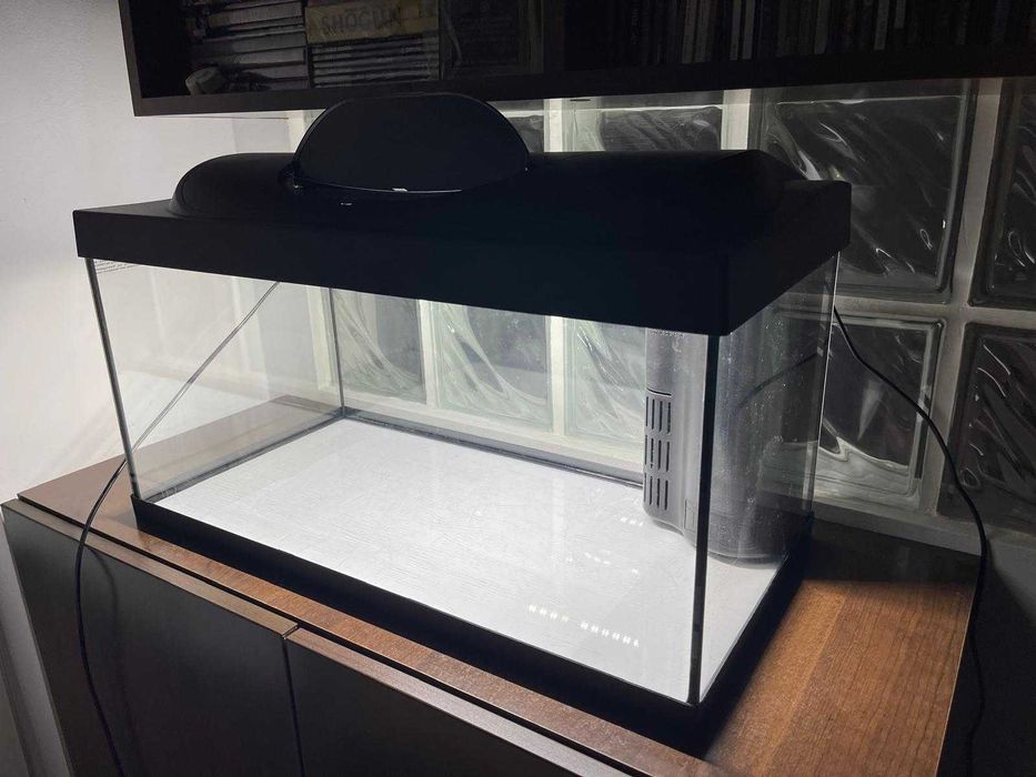 Acvariu cu accesorii - 54 Litri
