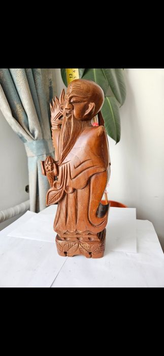 Statueta înțelept de 32 cm H .