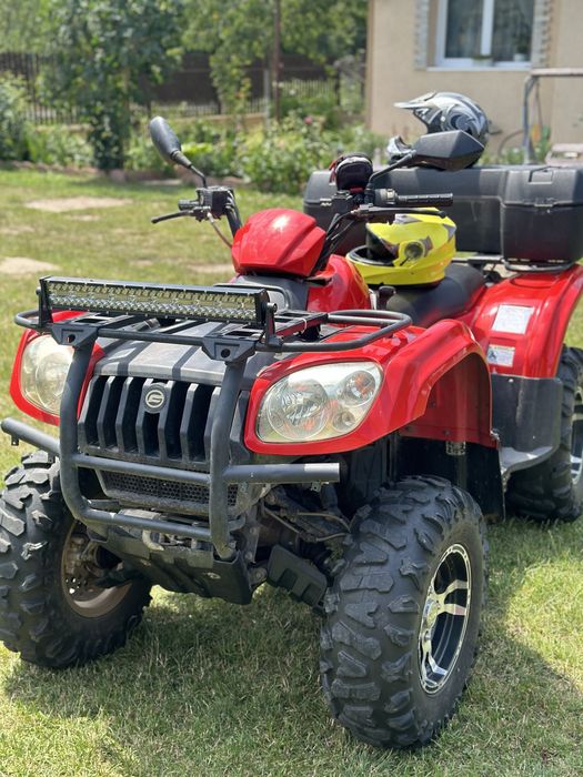 Vand atv cfmoto impecabil