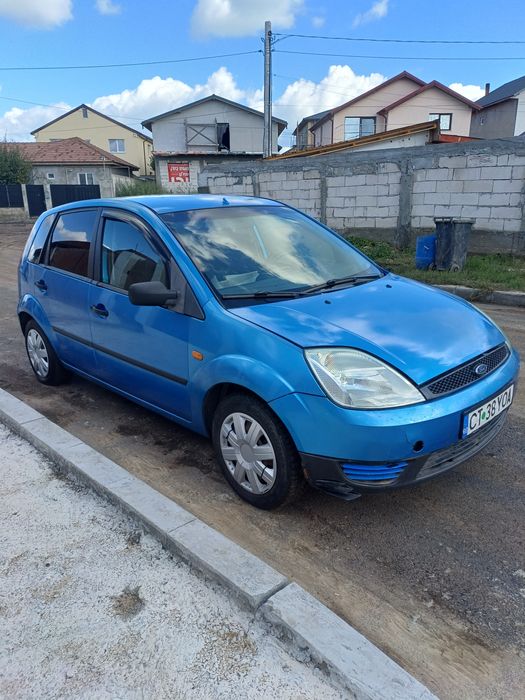 Vand urgent ford focus 1.4 16V preț 500€ negociabil