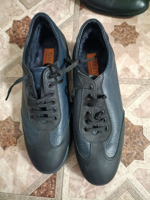 Продам зимние кроссовки мужские