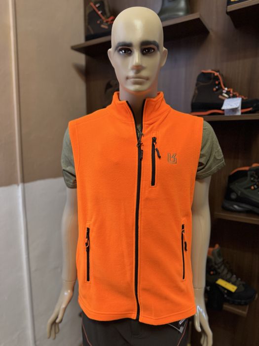 Vesta fleece, Univers