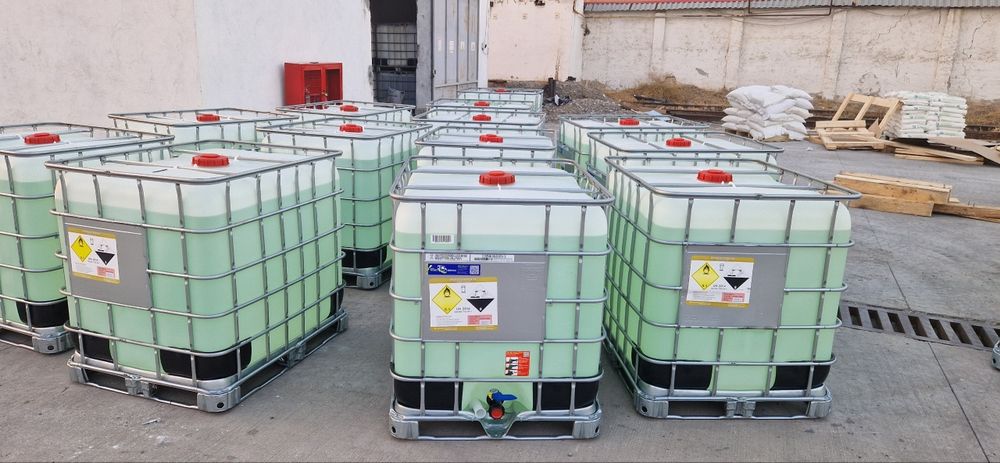 Kaustik soda, Uksus, Perekis ,Meg va barcha turdagi maxsulotlar mavjud