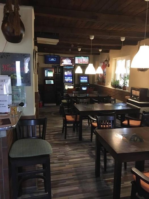 De vanzare mobilier bar