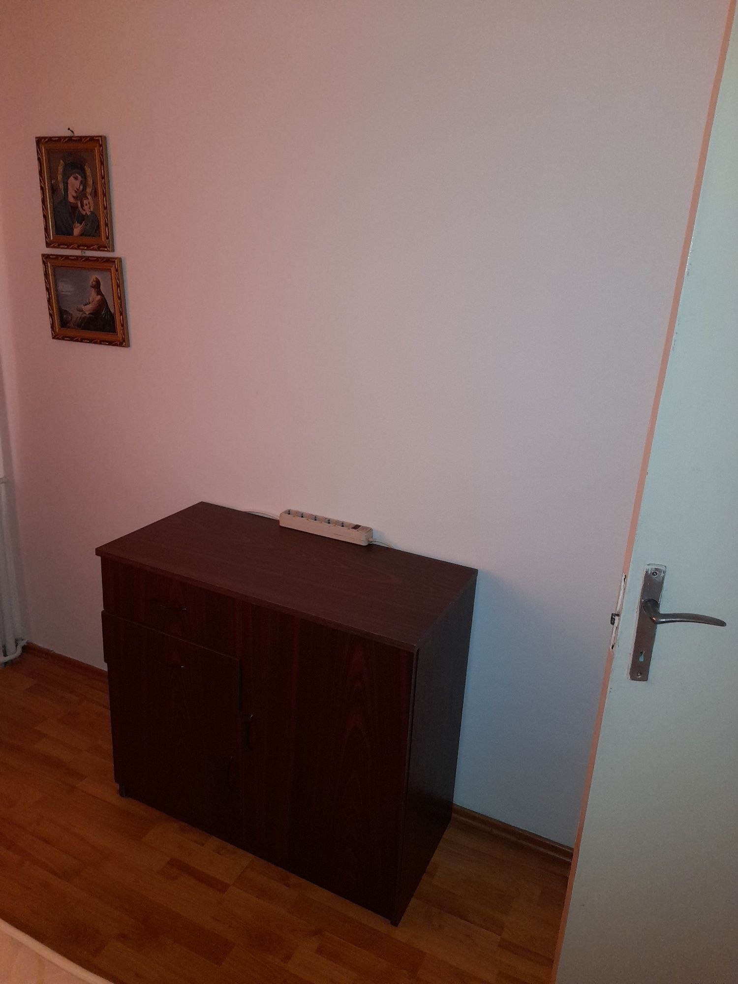 Vând apartament cu 2 camere