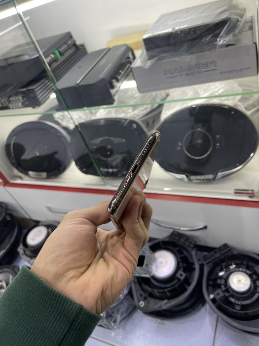 iPhone Xs Max 64Gb 79% batare