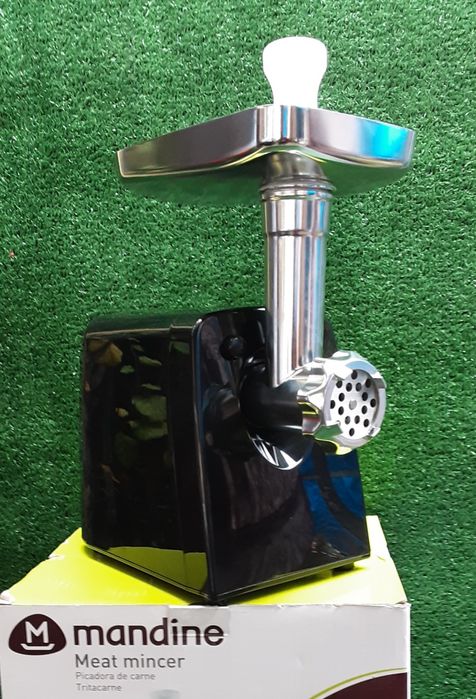 Mașina electrică pentru tocat carne MANDINE NOUA - 170 Lei