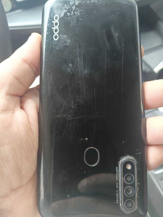 Продам смартфоны и 2 жёстких диска по 500 гб