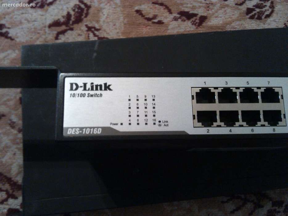 Switch D-Link DES-1016D 16 porturi 10/100