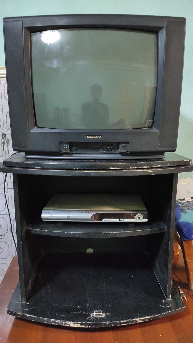 Televizor Daewoo kompleti bilan arzon narxda sotiladi