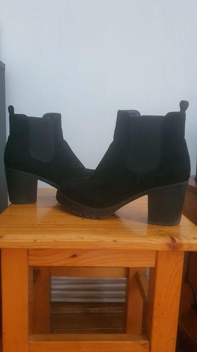 Ghete botine negre Kayla, mărimea 39, toc scurt