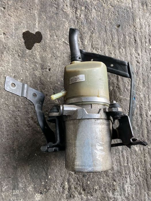 Pompa Servodirectie Volvo XC60 XC70 S60 S70 S80 V70 2014+ 30742307