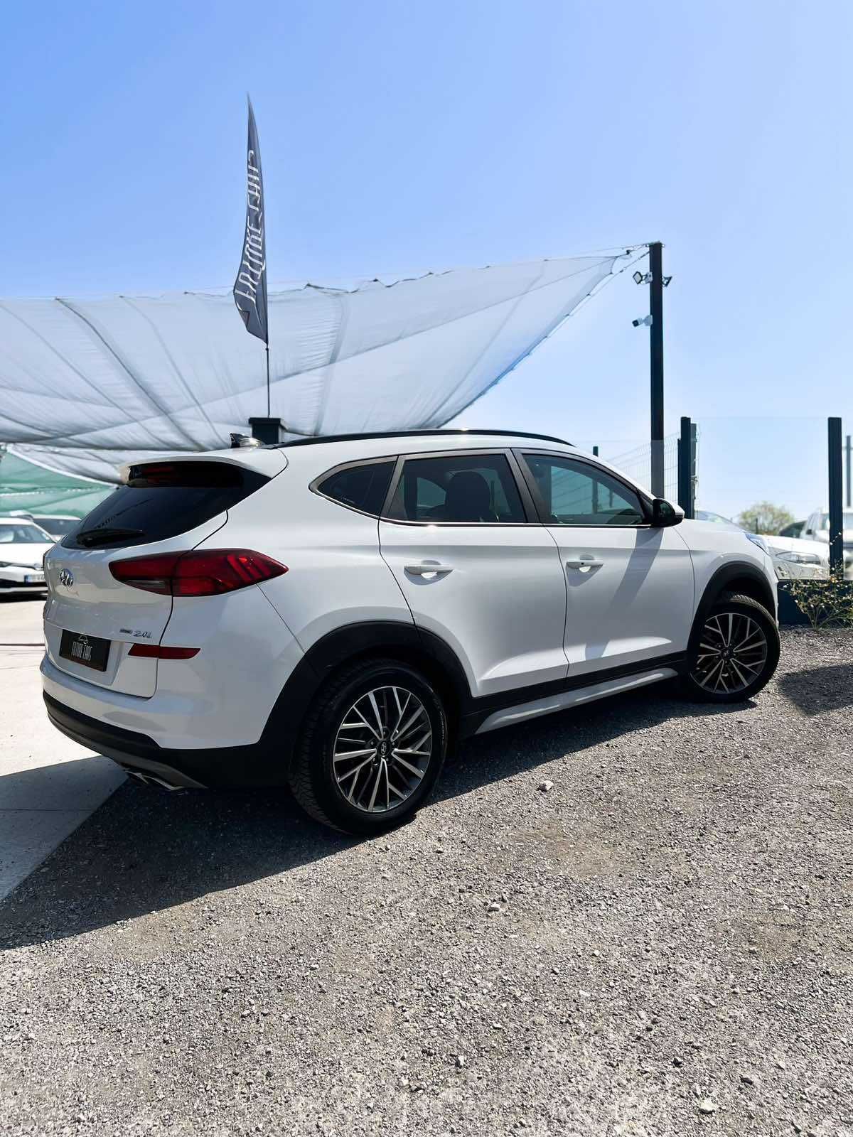 HYUNDAI TUCSON 2019 85k km! Панорама,подгреви,асистенти,android auto