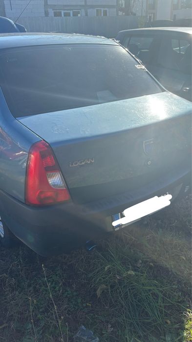 vand logan 1 avariat