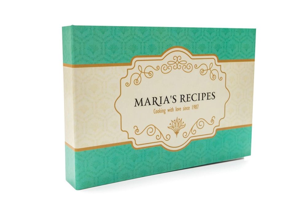 Персонализиран рецептурник, книга за рецепти с име / заглавие по избор