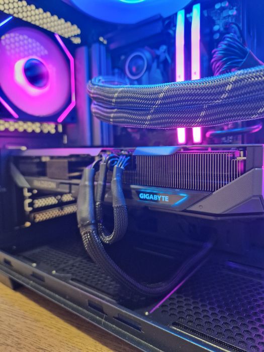 PC Gaming 9800X3D, RX 9070, 32gb, ssd 1TB