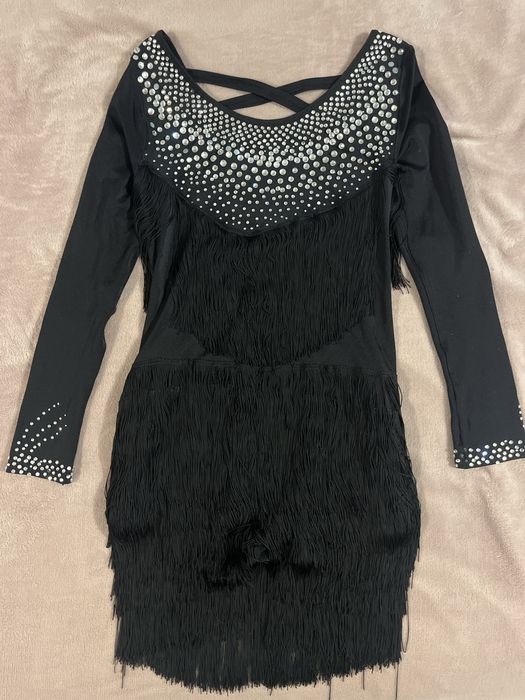 Рокля за спортни танци – черна с ресни и камъни