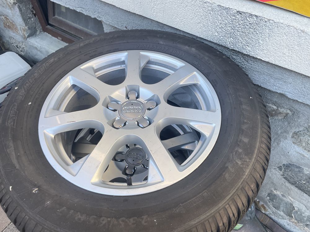 Vând jante cu. Cauciucuri Audi Q5 235/65/17