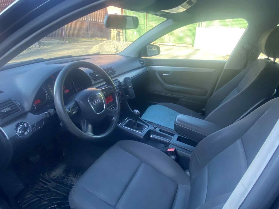 Audi A4 B7 2.0D 140CP 2007 Euro 4 / 6 viteze proprietar în acte