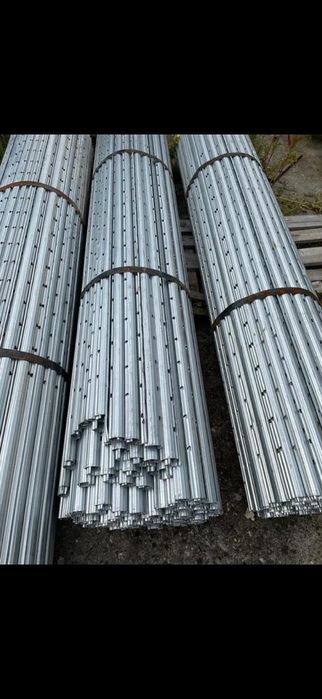 Stalpi pt gard zincati noi