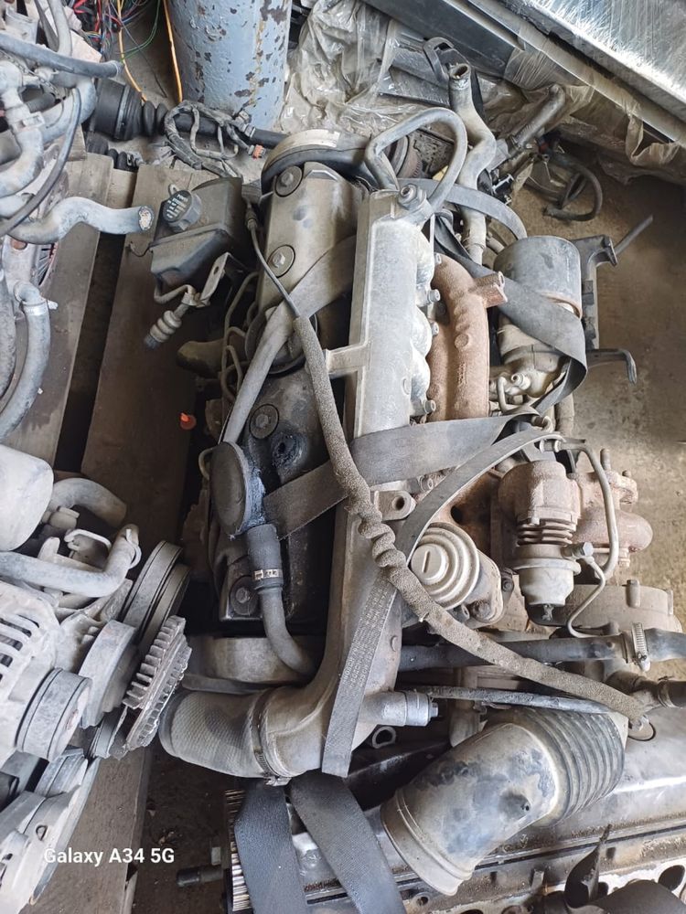 Транспортер Т4 2.5 tdi мотор