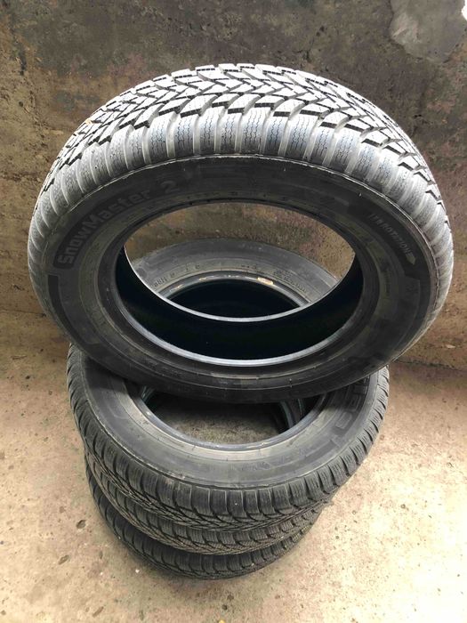 Зимни гуми Petlas 185/65/15 , отлични , на един сезон , 2000 км