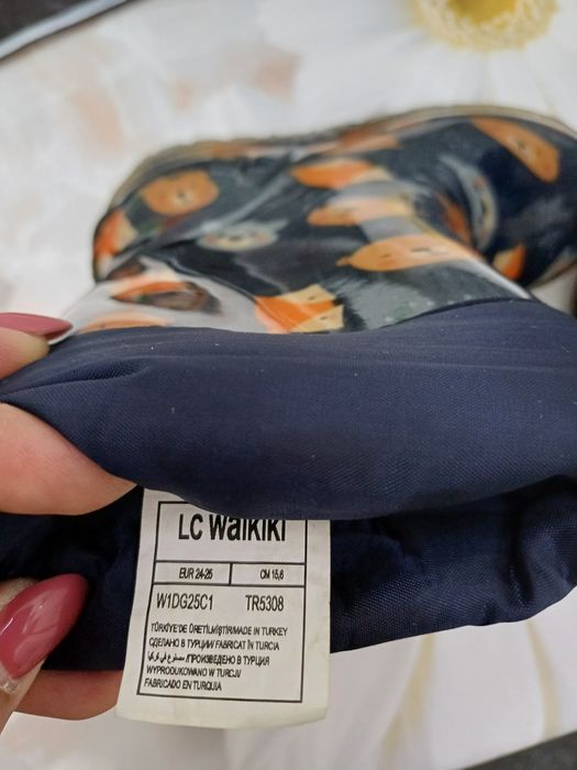 Продаётся Lc Waikiki резиновые утепление сапоги