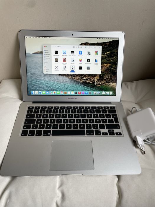 Macbook Air 8gb/256gb