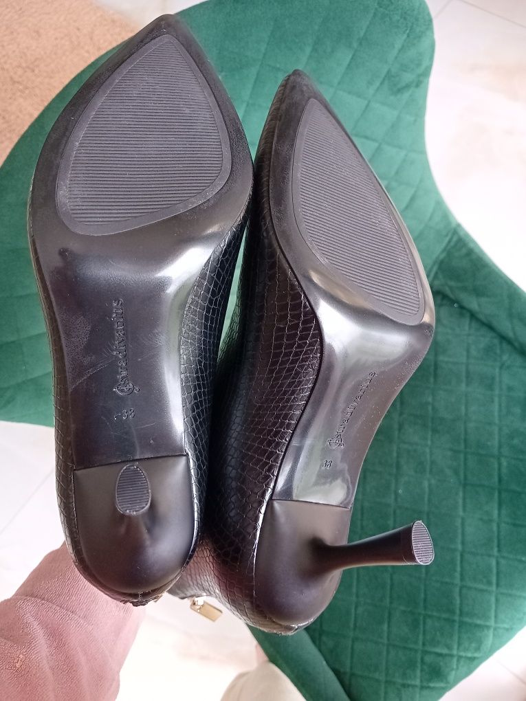 Botine elegante Stradivarius mărimea 38