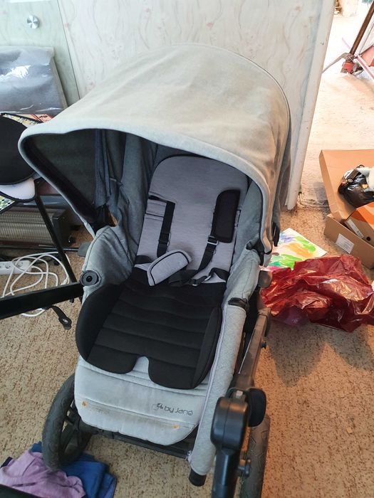 бебешка количка + стол