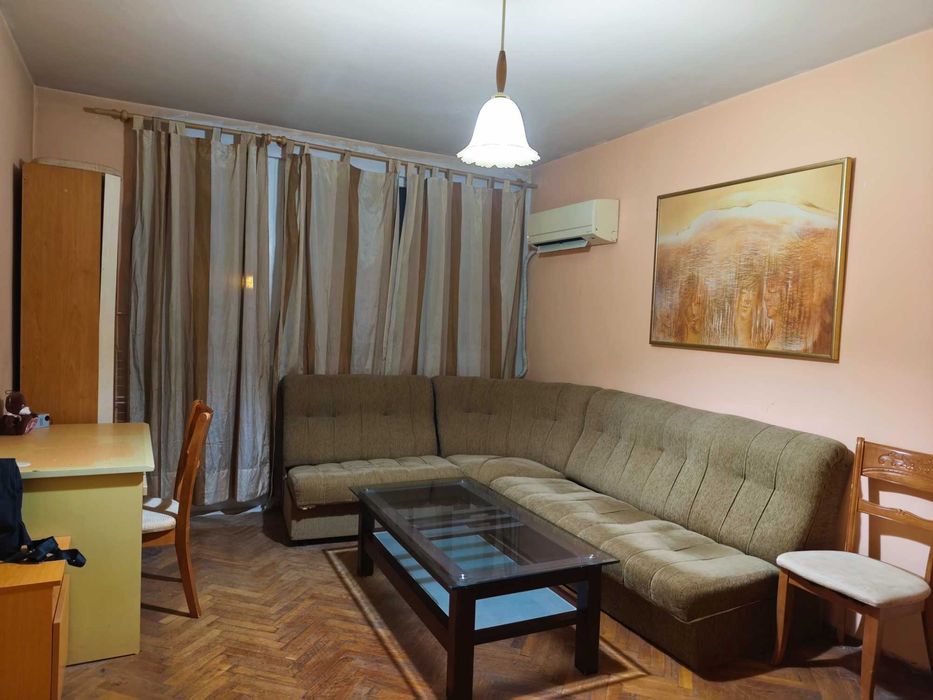 Двустаен апартамент в София ;ж.к."Западен парк "