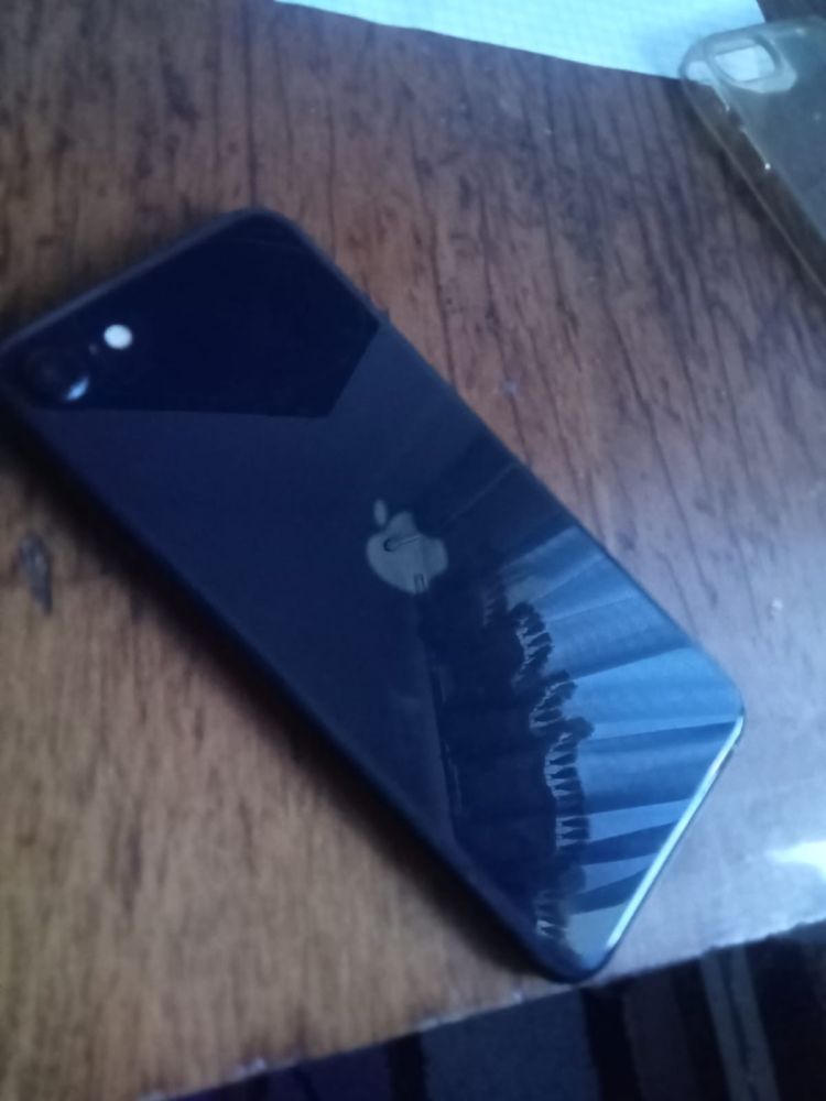 IPhone Se2022 64 Акб100
