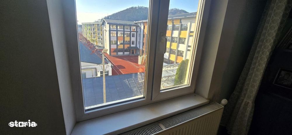 Apartament 3 camere, 83 mp, etaj 3/4, Str. Gheorghe Donici