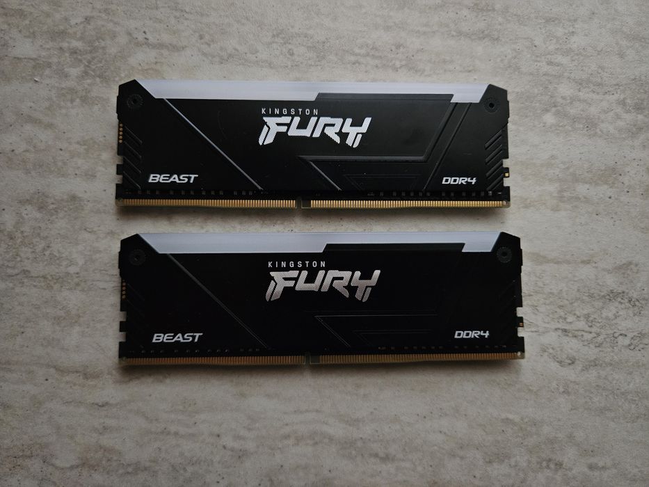RAM Kingston RGB DDR4 16Gb ( 2 x 8 GB ) Dual Channel 3200 Mhz - Kit 2