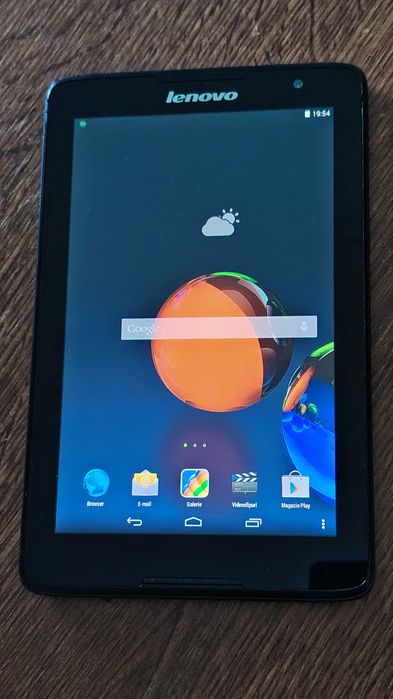 Tableta mare de 10 inch LENOVO, perfect functionala