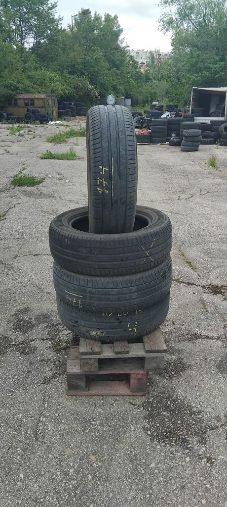 Гуми 215 60 17 Мишелин Michelin 4 броя. Нов внос. Не са нови!