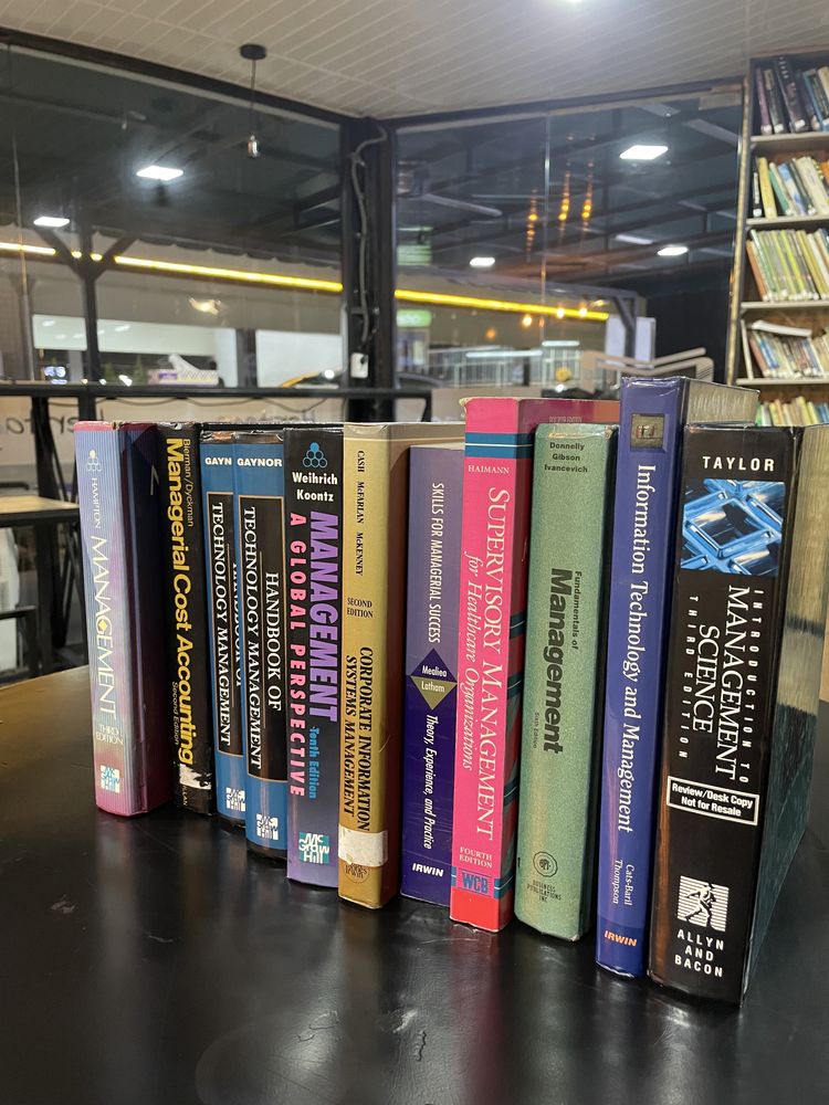 Книги на английском (ВСЕ В ОРИГИНАЛЕ) По штучно не продаем