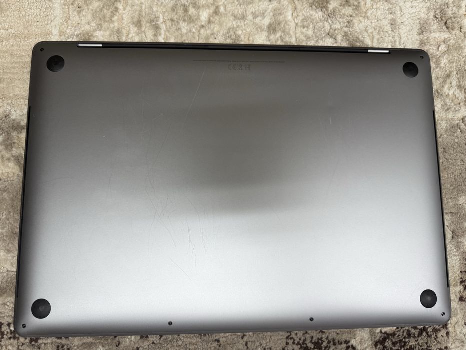 Apple Macbook Pro 16 inch, Intel I9 9th gen,16Gb RAM, 1TB NVMe.