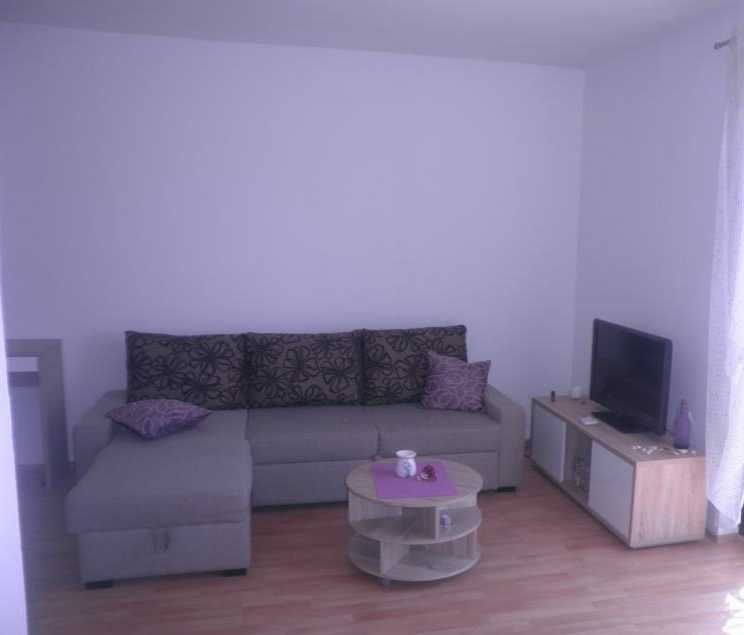 Дава се под наем Едностаен апартамент в Пловдив, Каменица 2 - 40 кв.м за 173.4 € - Снимка #2