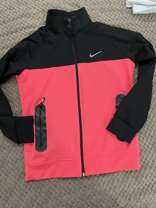 Дрешки за момиче 152 размер