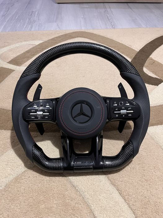 Волан Mercedes AMG