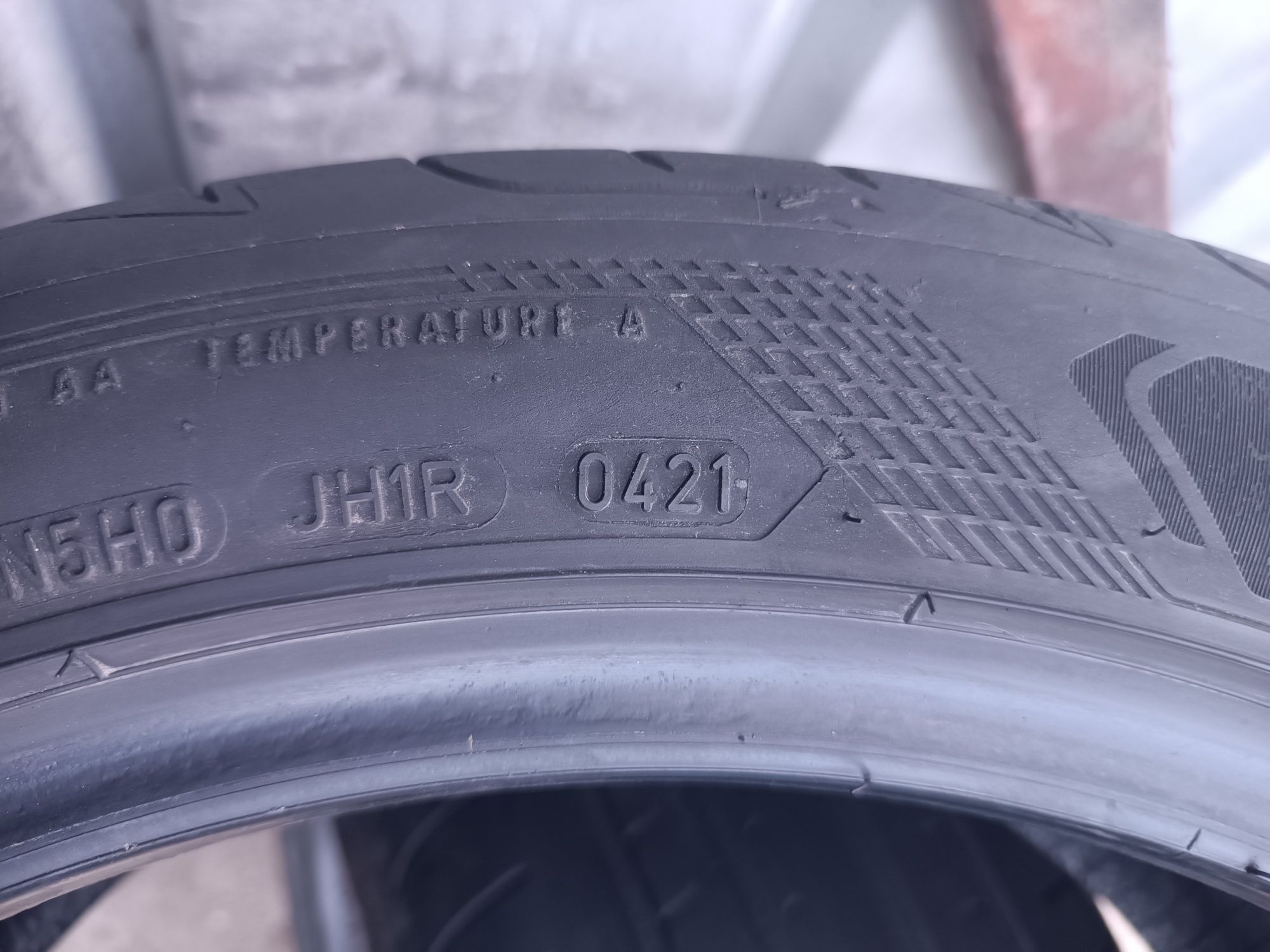 235/45/18 Goodyear Дот 0421