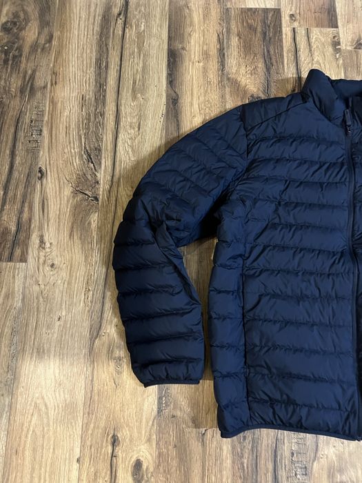 Яке Uni Qlo Ulta Light Down size XL