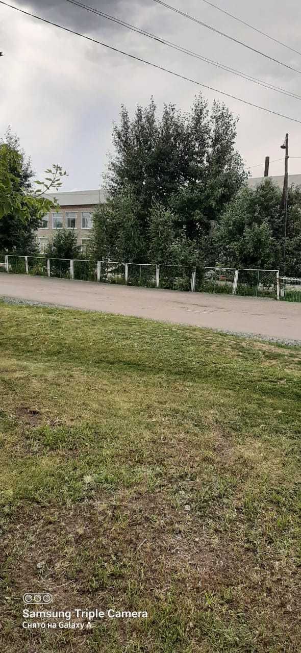Продам четырехкомнатную квартиру