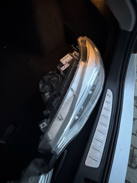 Faruri bmw seria 4 bixenon