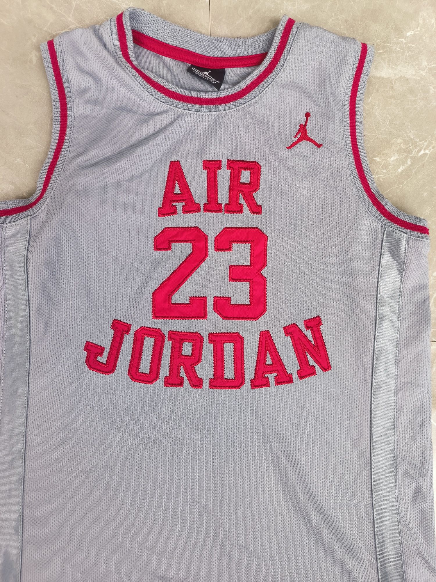 Nike Air Jordan потник 152 - 158см.